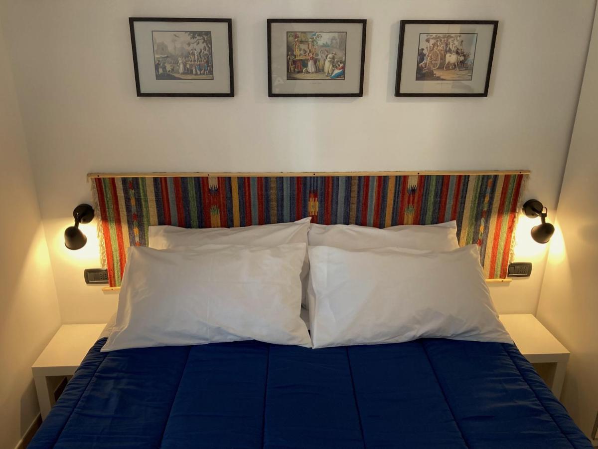 La Casa Blu Nel Cuore Storico Di Napoli 외부 사진