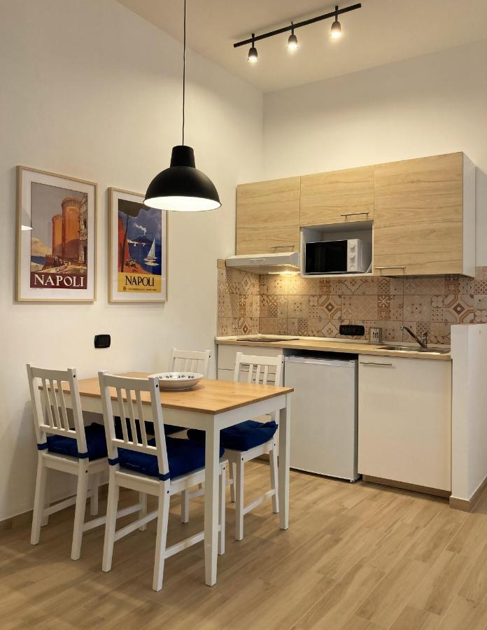 La Casa Blu Nel Cuore Storico Di Napoli 외부 사진